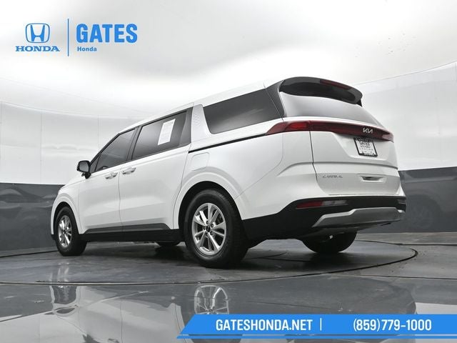 2024 Kia Carnival LX