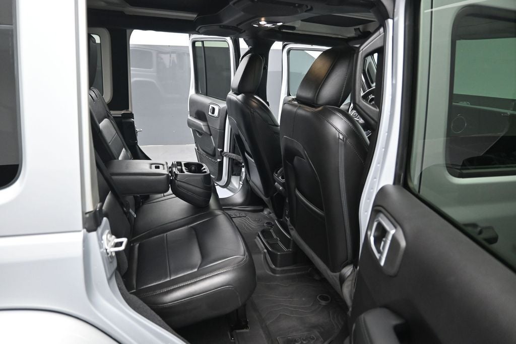 2022 Jeep Wrangler Unlimited Sahara Altitude