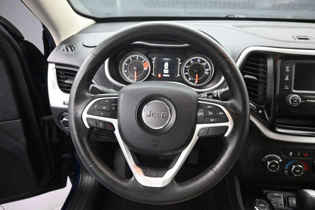 2016 Jeep Cherokee Sport
