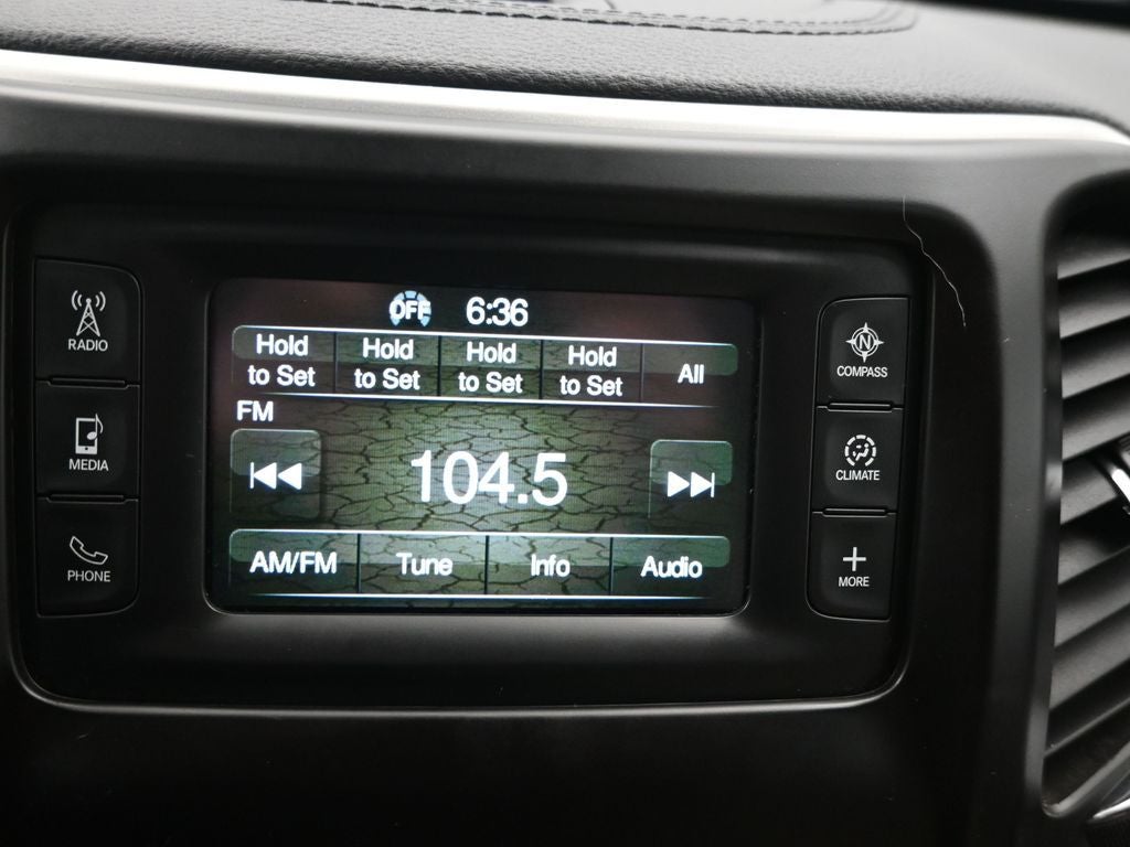 2017 Jeep Cherokee Sport