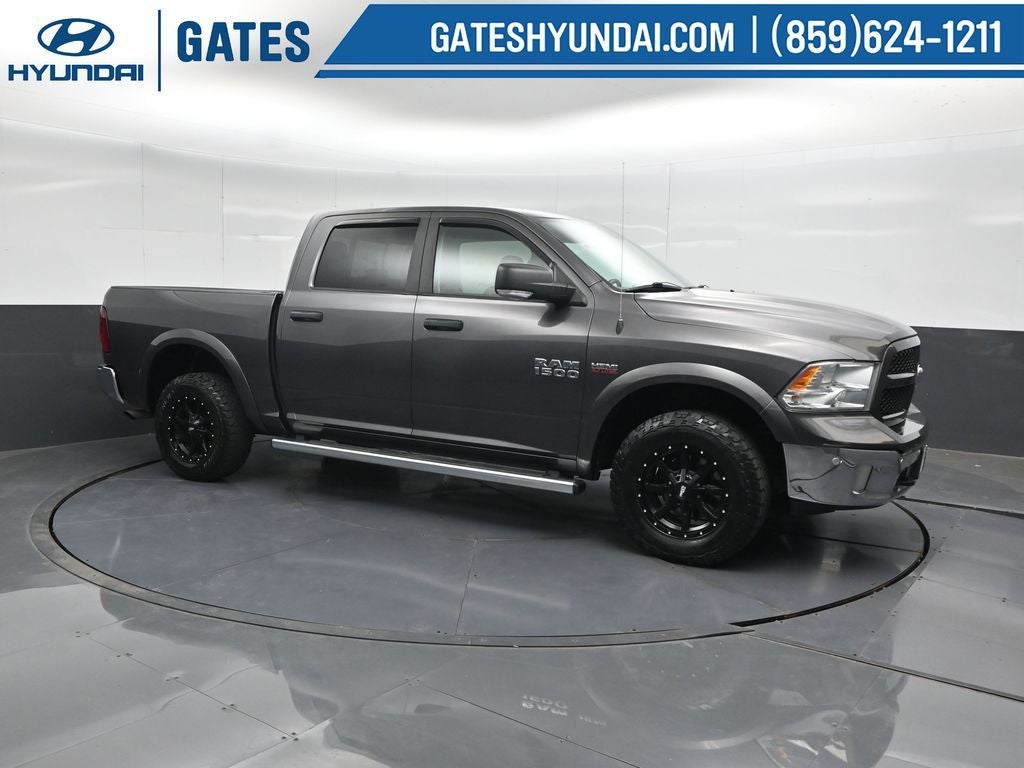 2018 RAM 1500 SLT