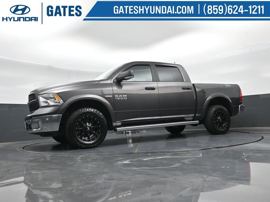 2018 RAM 1500 SLT