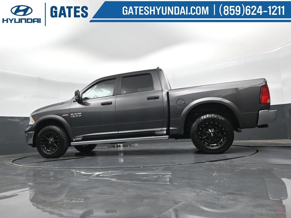 2018 RAM 1500 SLT