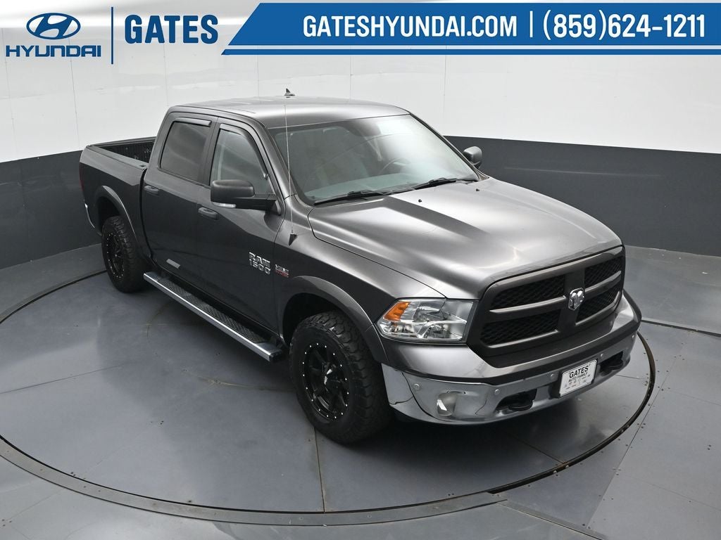 2018 RAM 1500 SLT