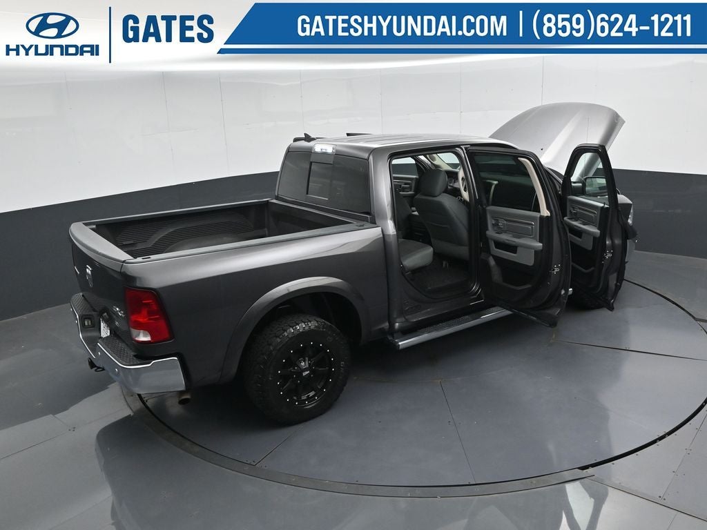 2018 RAM 1500 SLT