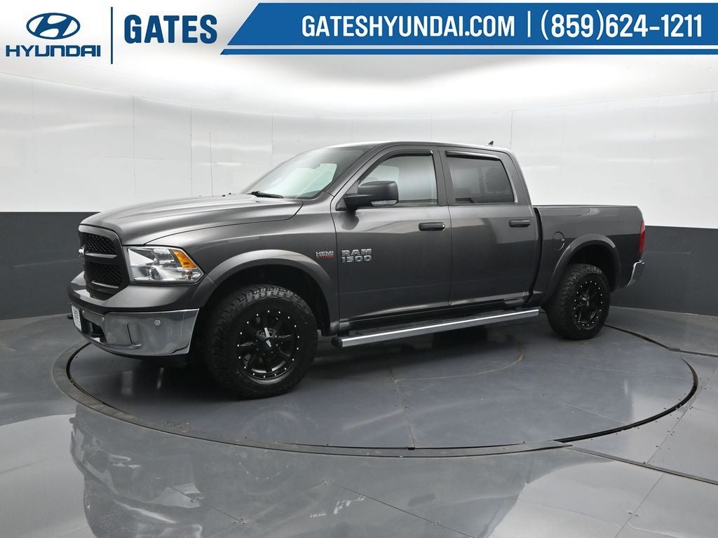 2018 RAM 1500 SLT
