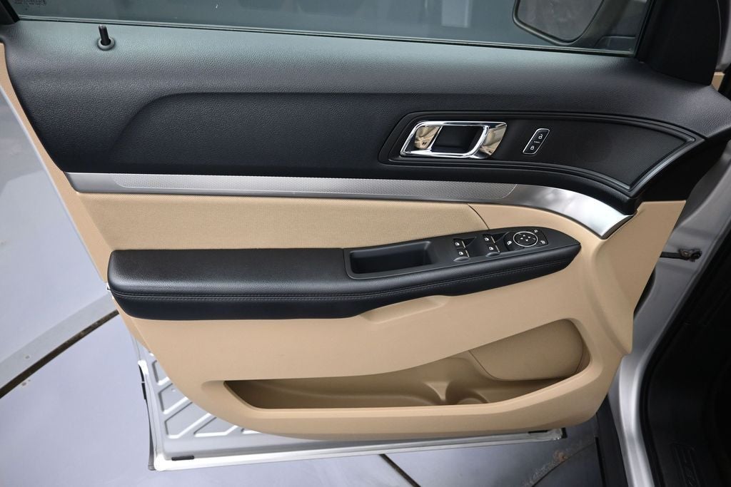 2017 Ford Explorer Base