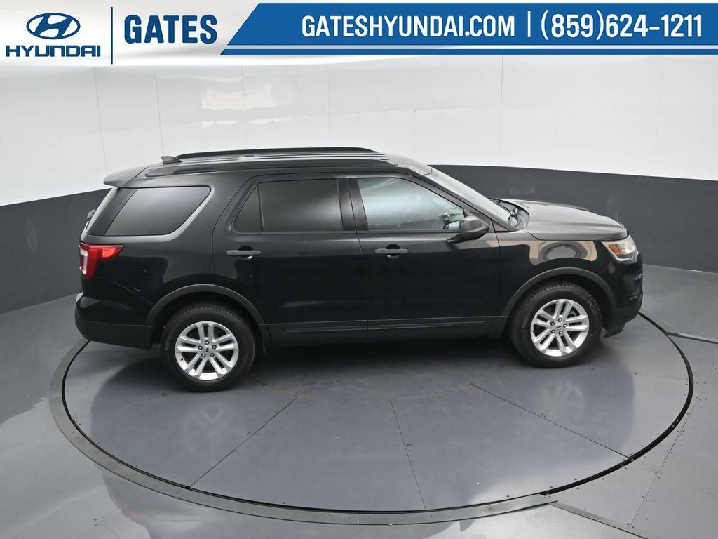 2017 Ford Explorer Base