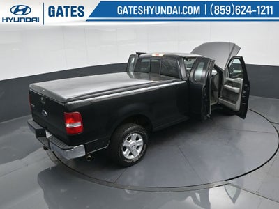 2004 Ford F-150 XLT