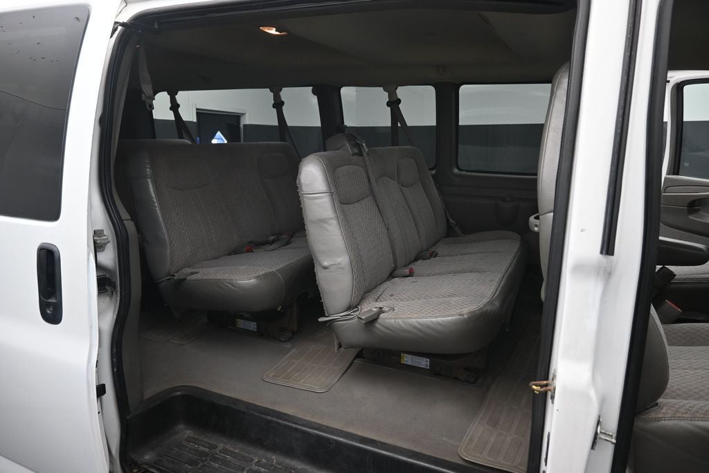 2005 Chevrolet Express Van G3500 Base Passenger