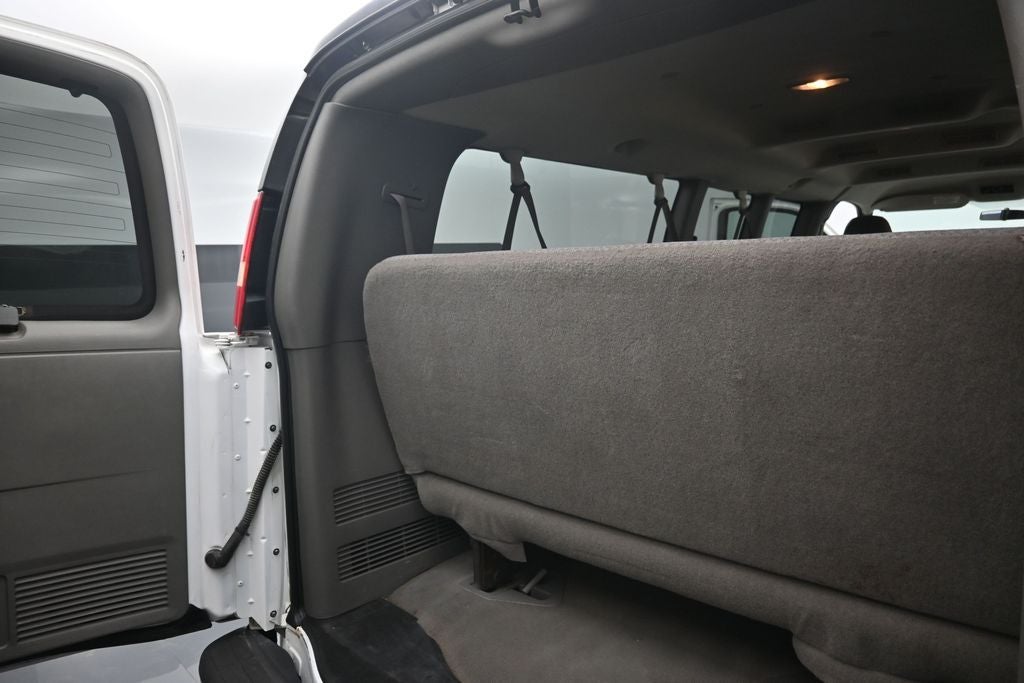 2005 Chevrolet Express Van G3500 Base Passenger