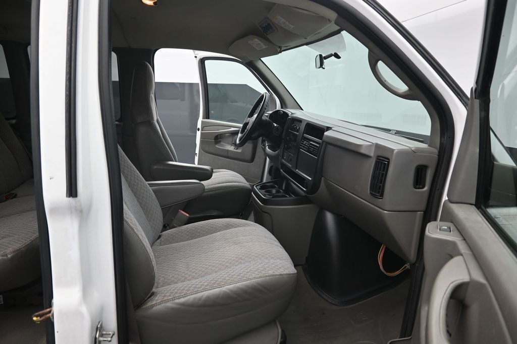2005 Chevrolet Express Van G3500 Base Passenger