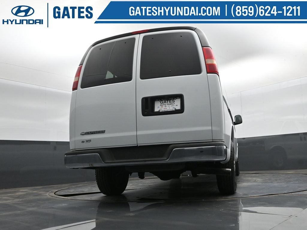 2005 Chevrolet Express Van G3500 Base Passenger
