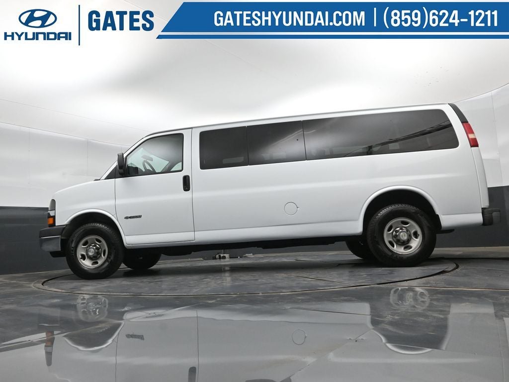 2005 Chevrolet Express Van G3500 Base Passenger