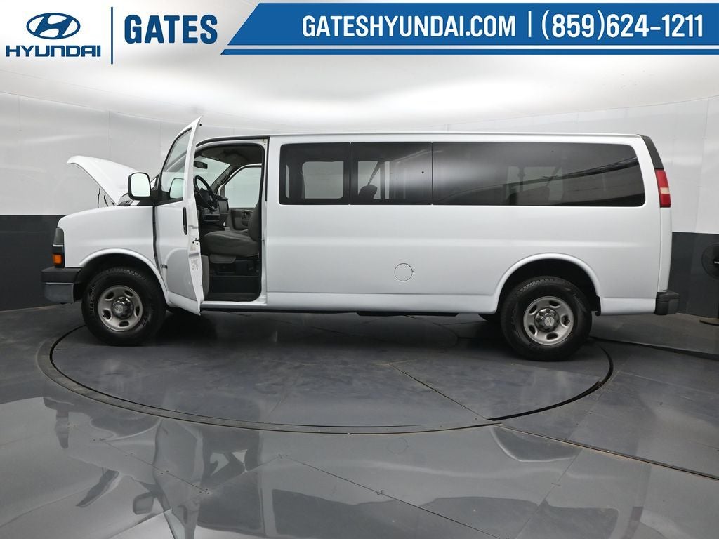 2005 Chevrolet Express Van G3500 Base Passenger