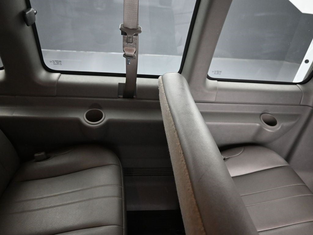 2017 Chevrolet Express 2500 LS Passenger