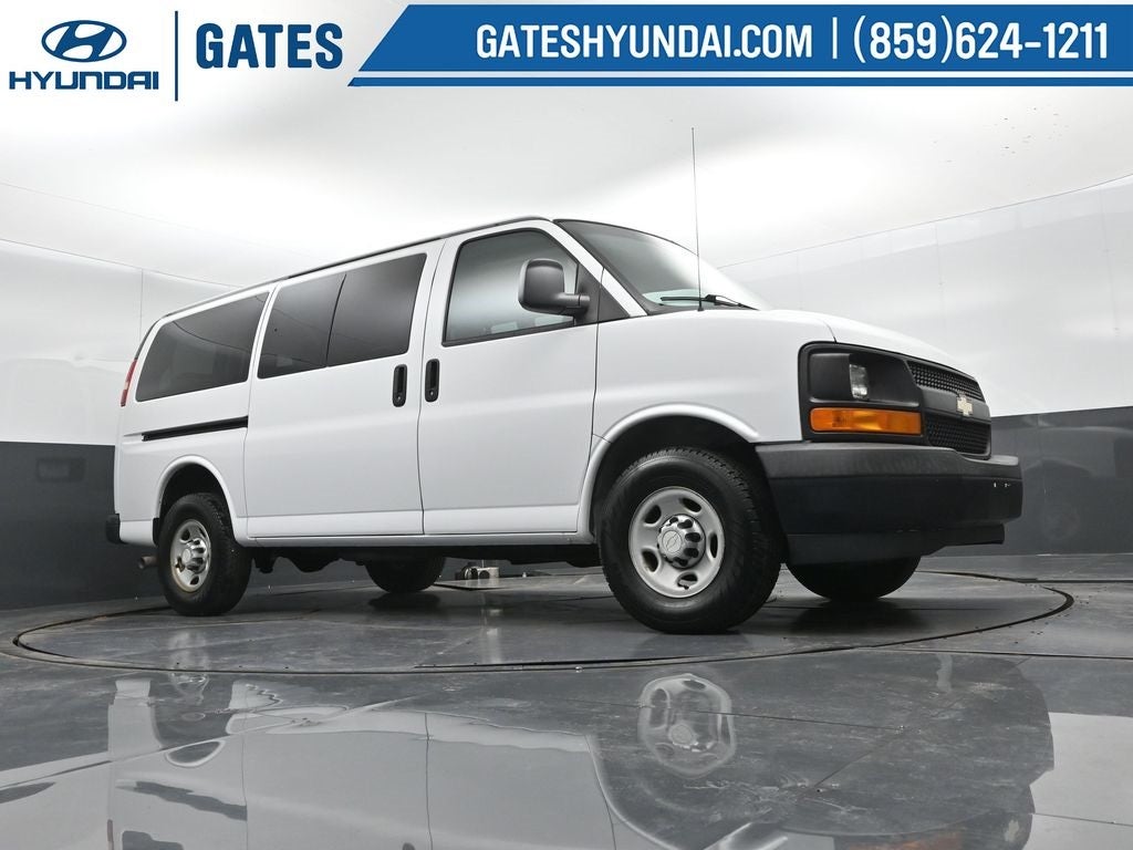 2017 Chevrolet Express 2500 LS Passenger