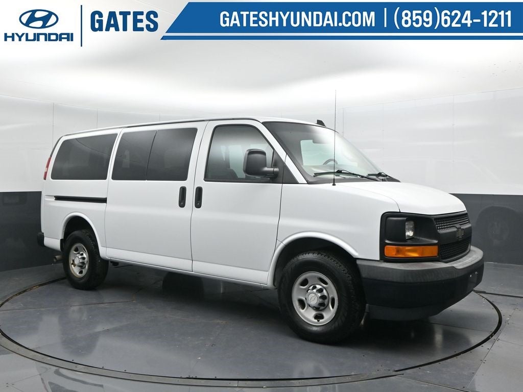 2017 Chevrolet Express 2500 LS Passenger