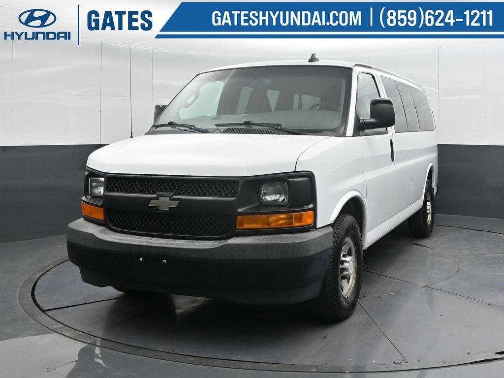 2017 Chevrolet Express 2500 LS Passenger