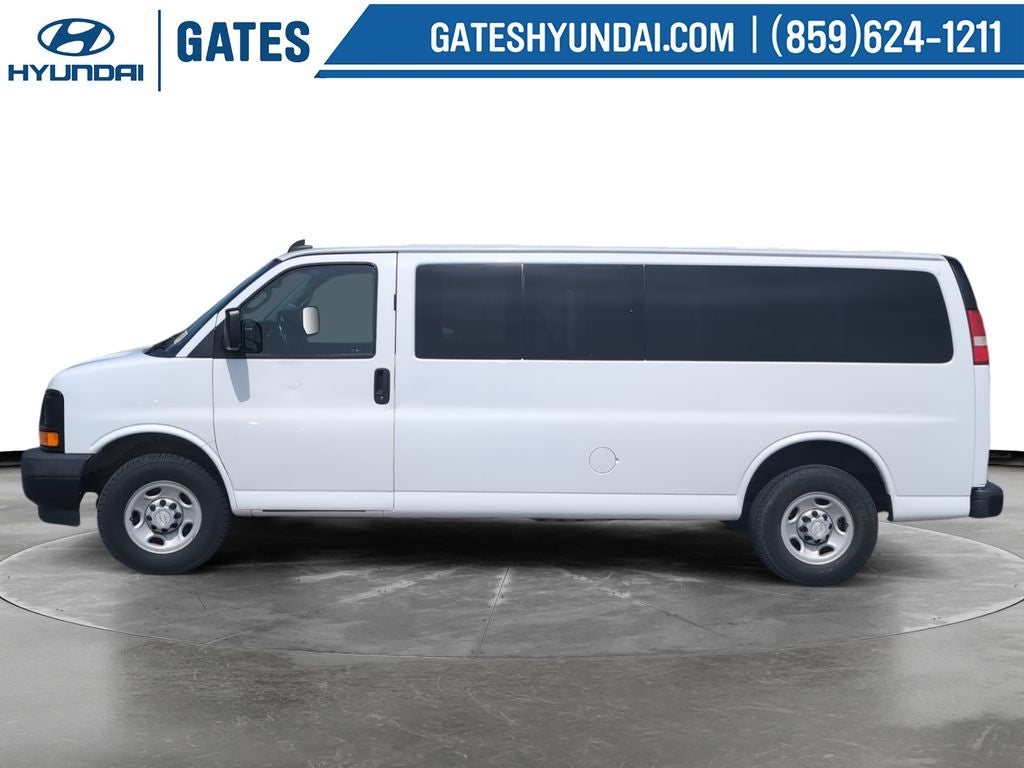 2017 Chevrolet Express 3500 LS Passenger