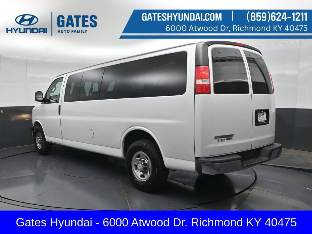 2016 Chevrolet Express 3500 LT Passenger