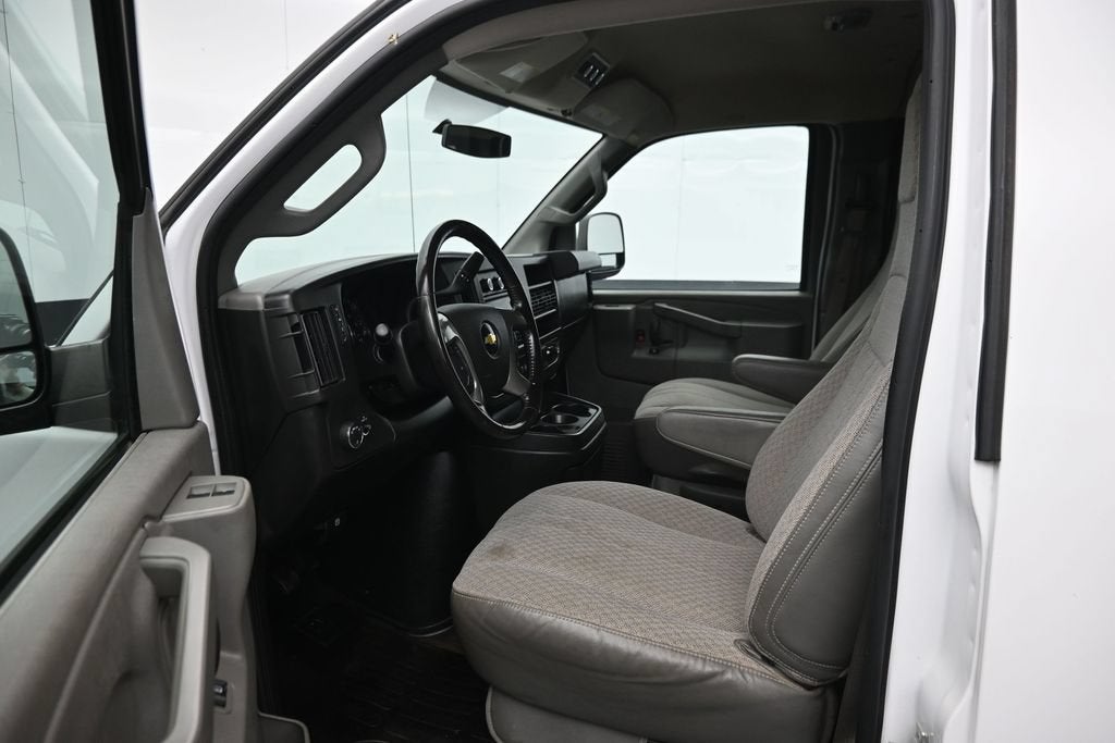 2016 Chevrolet Express 3500 LT Passenger