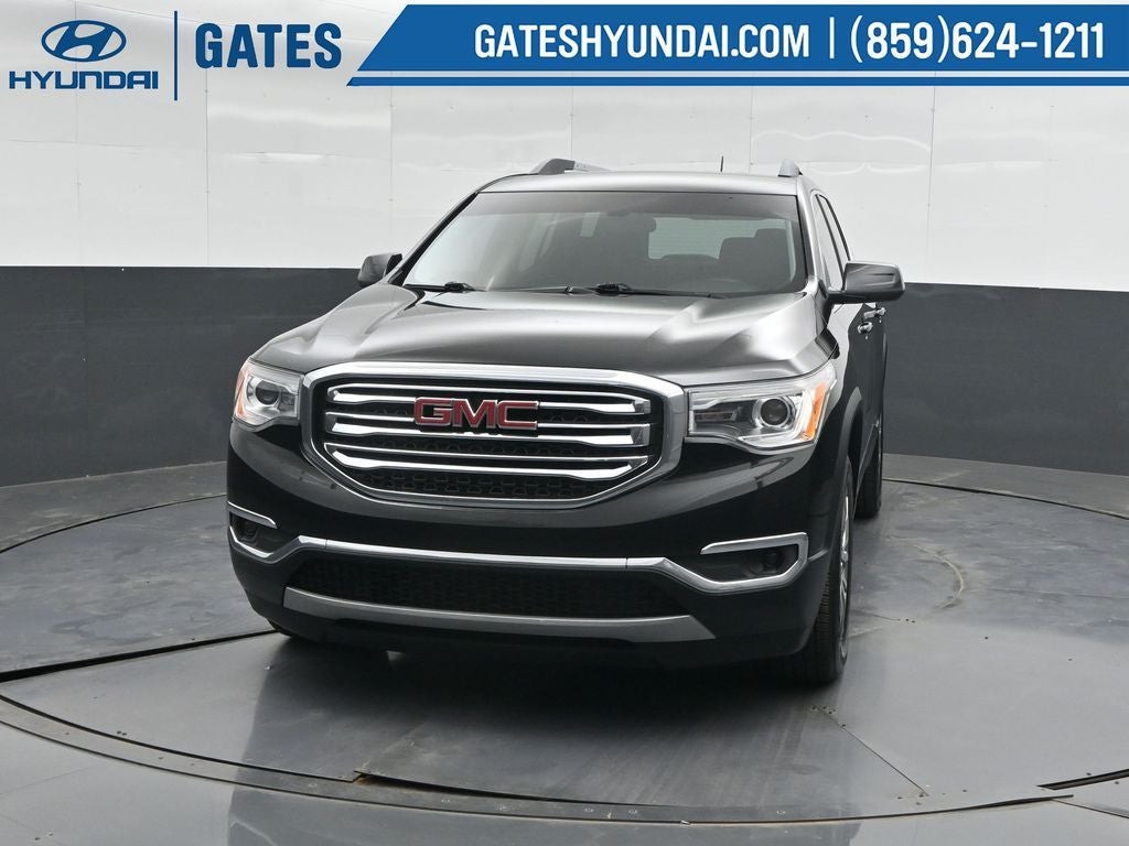 2017 GMC Acadia SLE-2