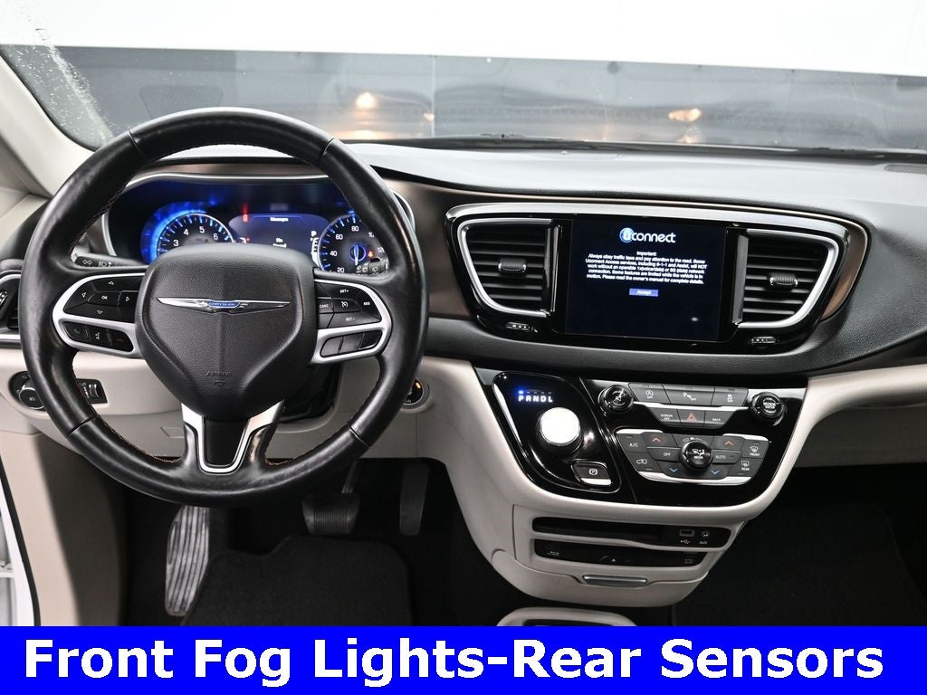 2017 Chrysler Pacifica Touring L Plus