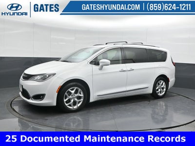 2017 Chrysler Pacifica Touring L Plus