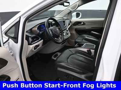 2017 Chrysler Pacifica Touring L Plus