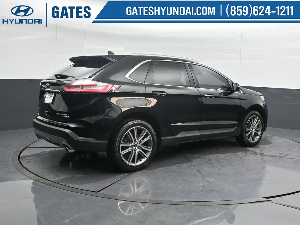 2020 Ford Edge Titanium