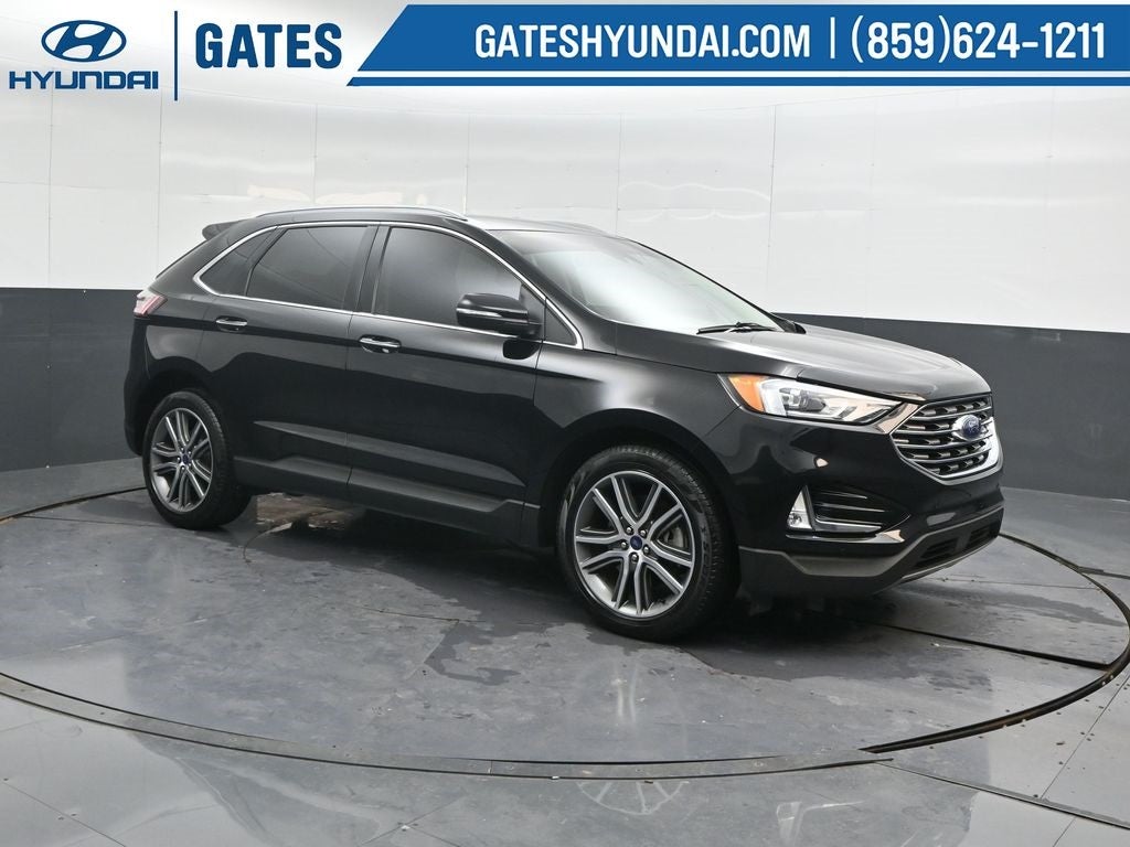 2020 Ford Edge Titanium