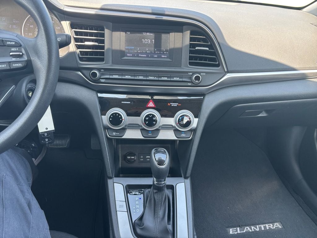 2019 Hyundai Elantra SE