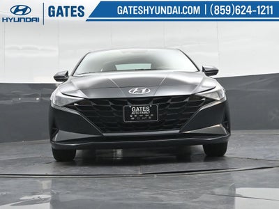 2021 Hyundai Elantra SE