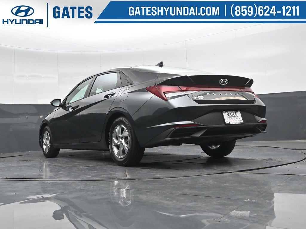 2021 Hyundai Elantra SE