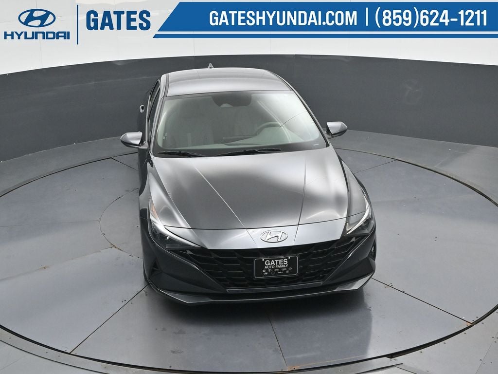 2021 Hyundai Elantra SE