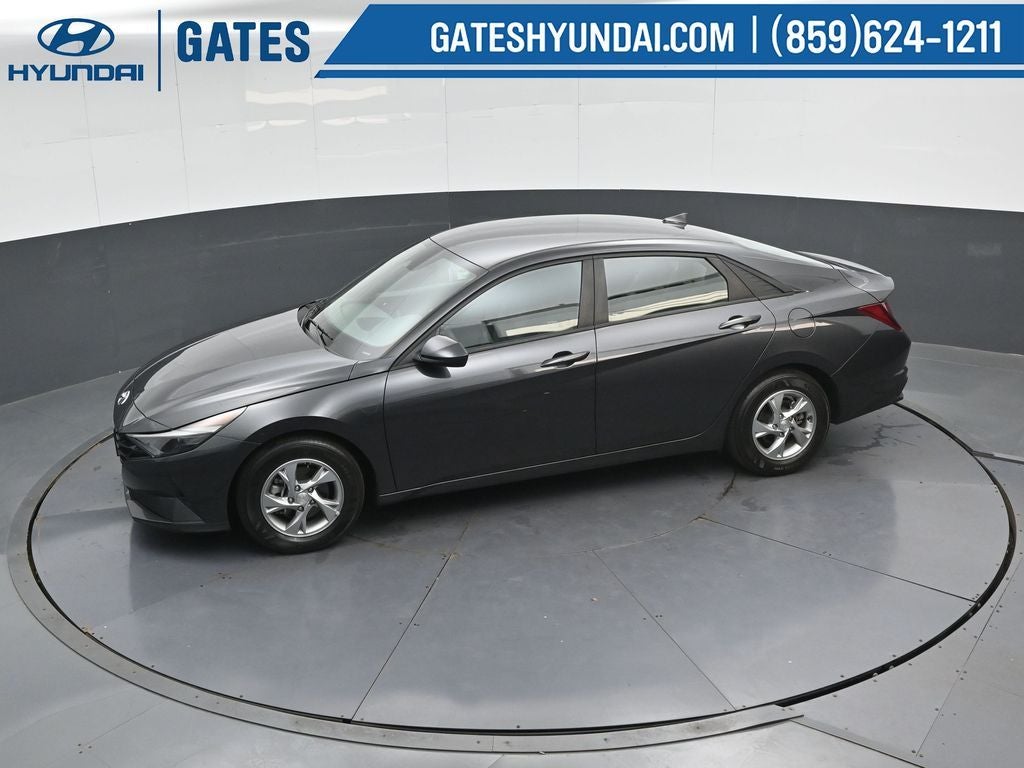 2021 Hyundai Elantra SE