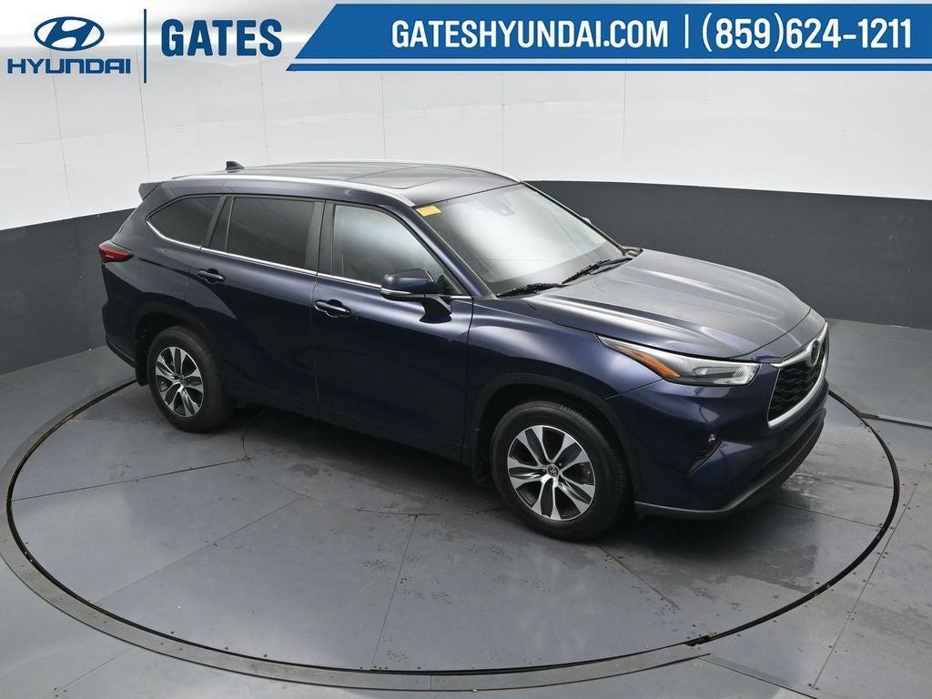 2023 Toyota Highlander XLE