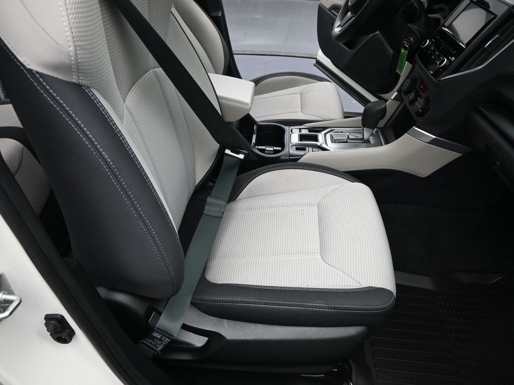 2023 Subaru Forester Base