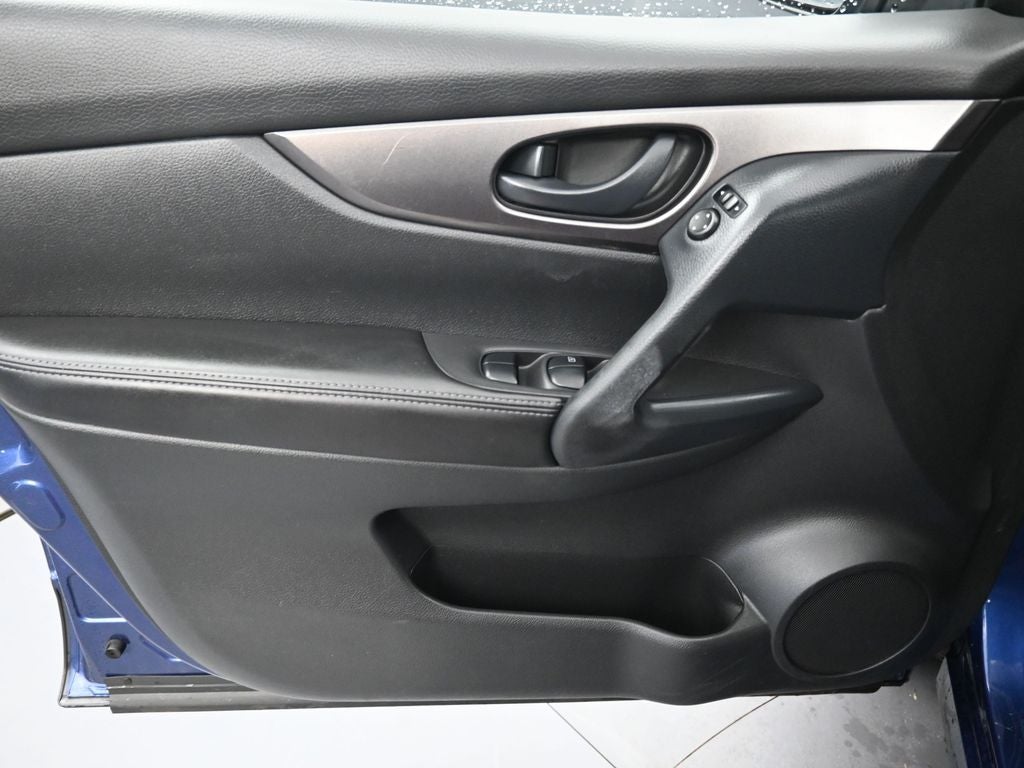 2022 Nissan Rogue Sport S