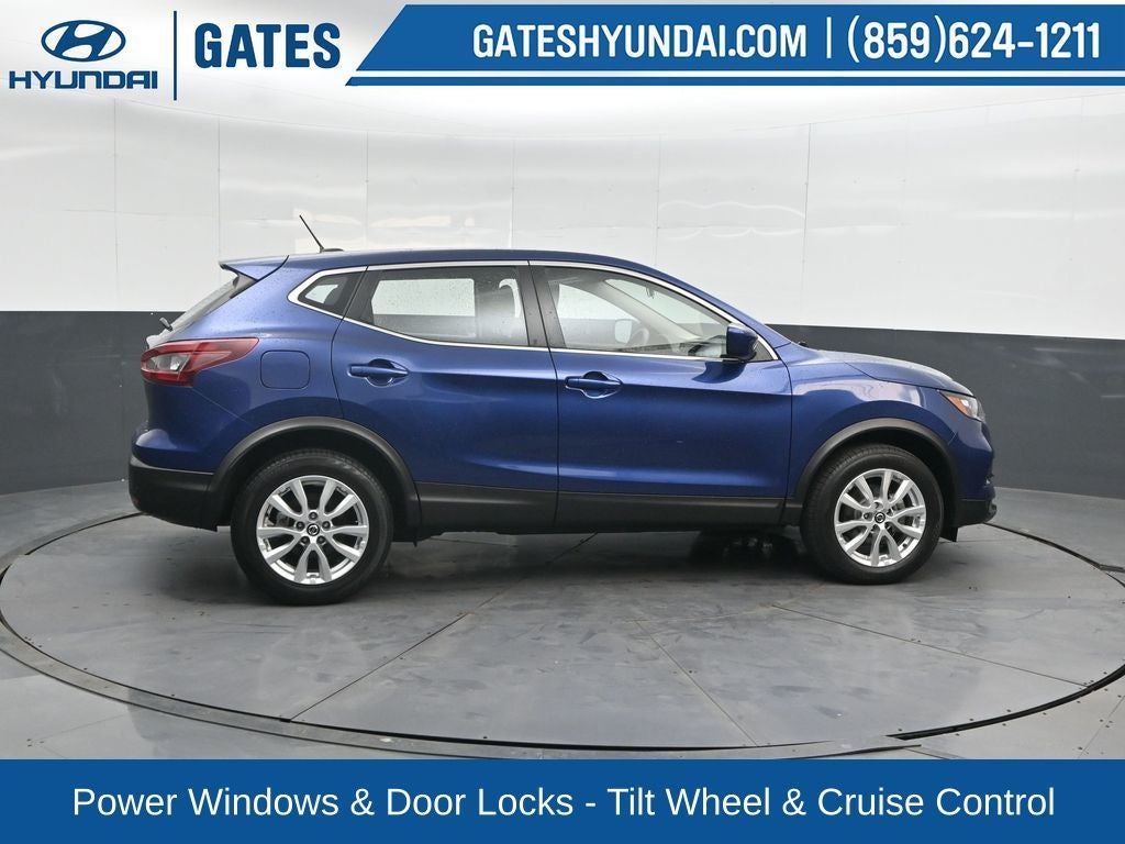 2022 Nissan Rogue Sport S