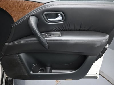 2016 INFINITI QX80 Base