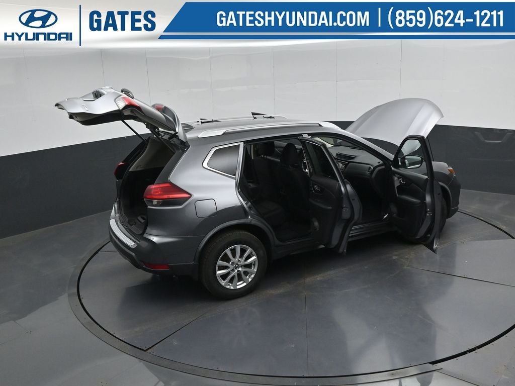 2017 Nissan Rogue SV