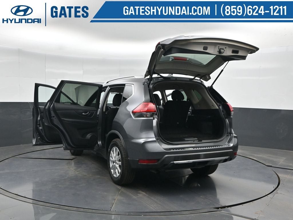 2017 Nissan Rogue SV