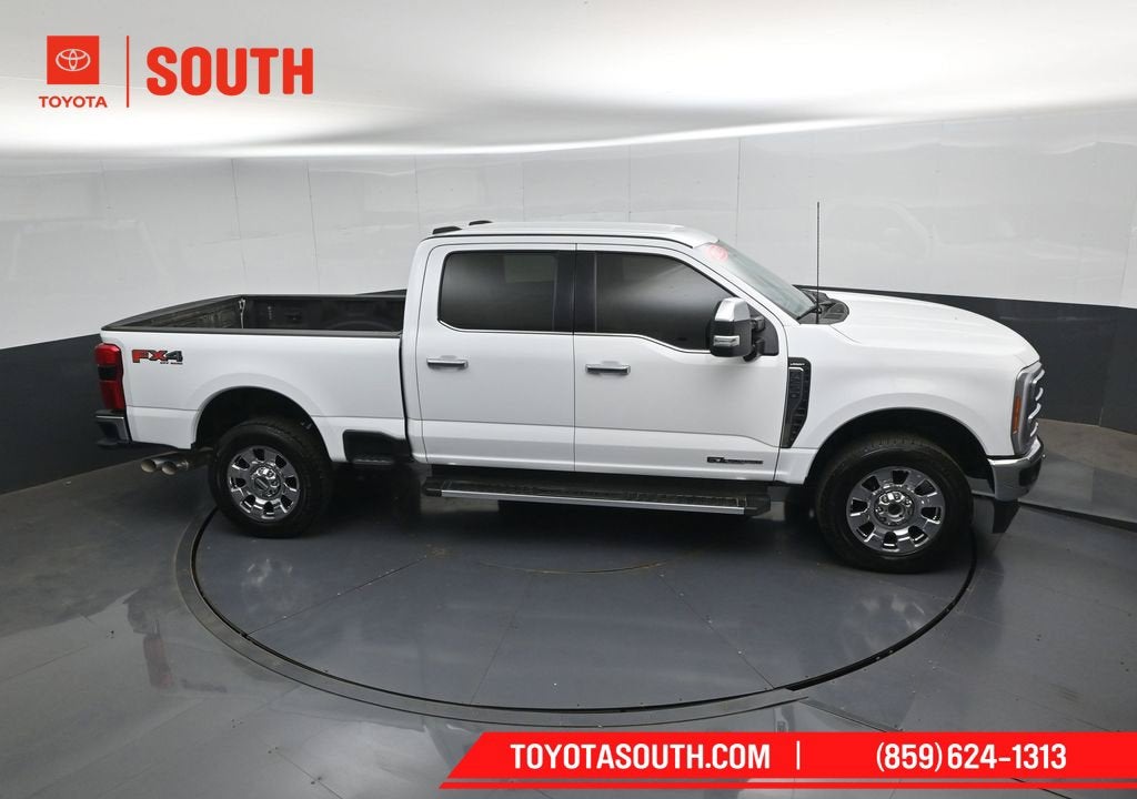 2023 Ford F-250SD Lariat