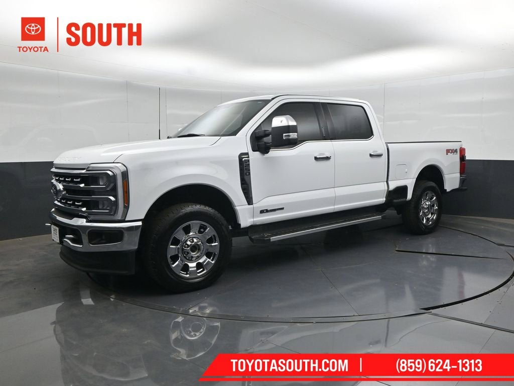 2023 Ford F-250SD Lariat