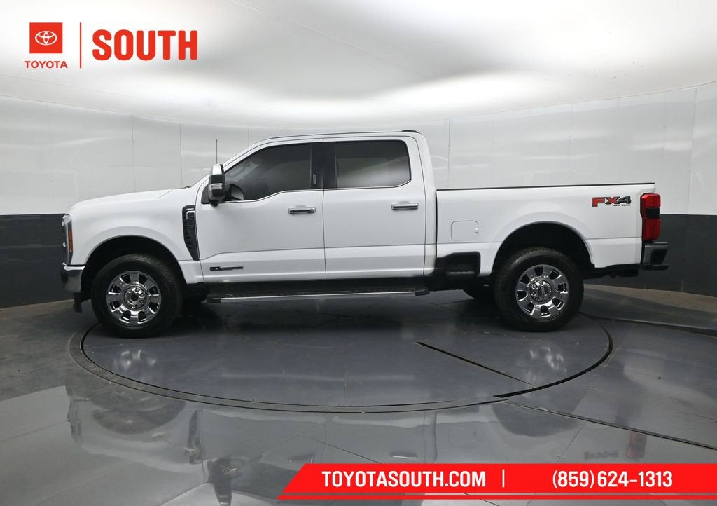 2023 Ford F-250SD Lariat