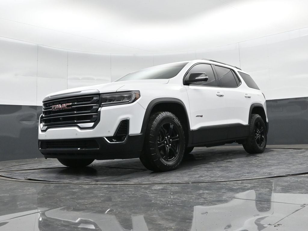 2022 GMC Acadia AT4