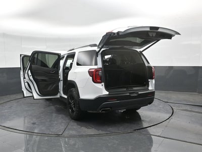 2022 GMC Acadia AT4