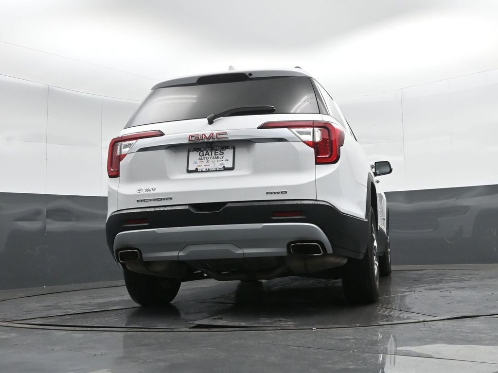 2023 GMC Acadia SLT
